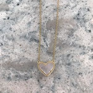 Kendra Scott ari heart gold pendant necklace in rose quartz